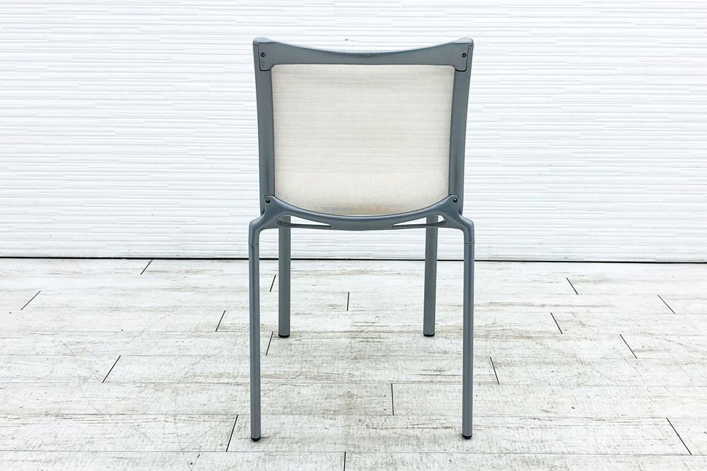 カッシーナ Cassina アリアス Alias メッシュ ミーティングチェア