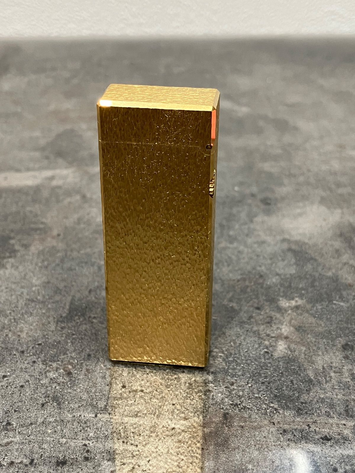 ○ 小売 ダンヒル ライター ローラータイプ ゴールドカラー ALFRED