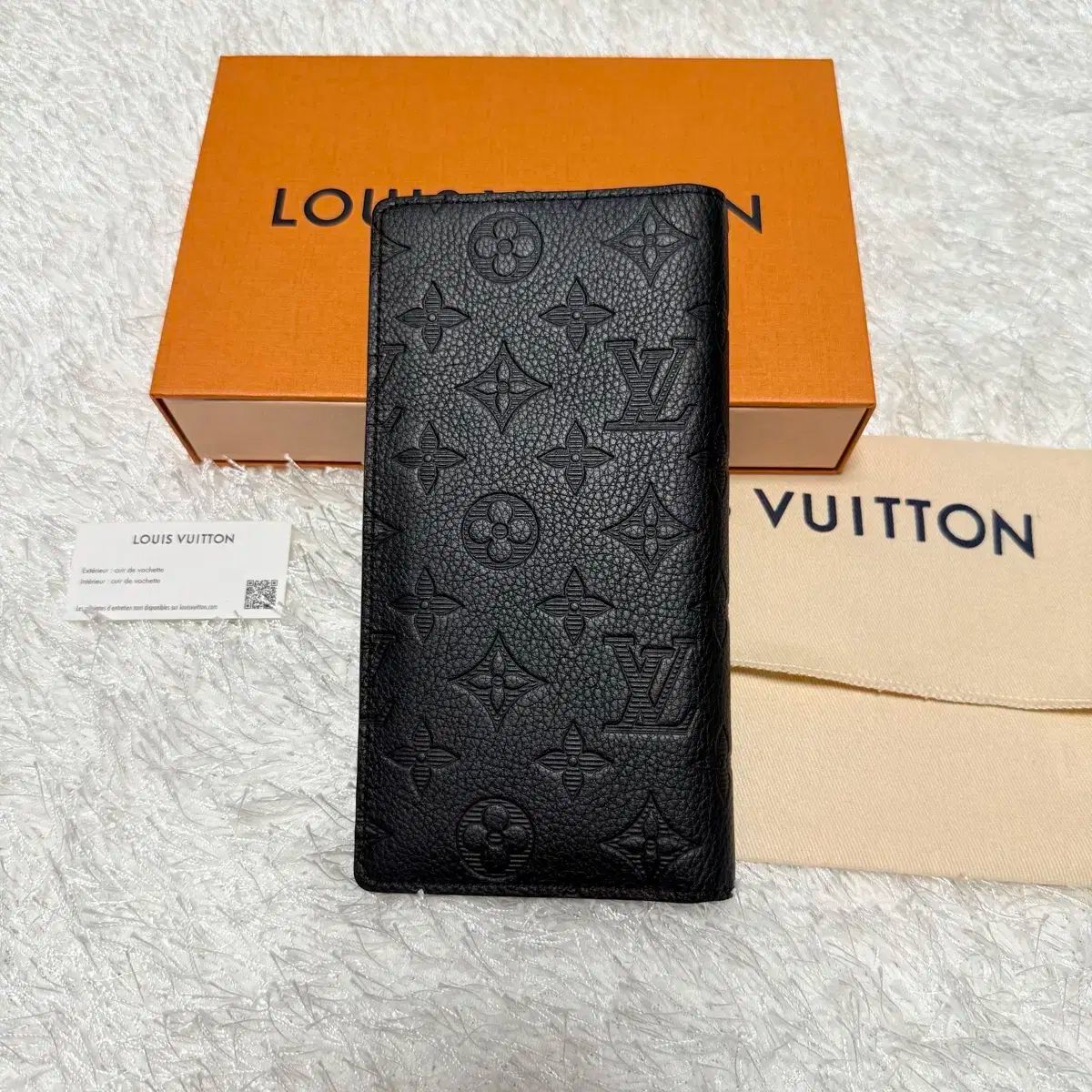 Louis Vuitton(ルイヴィトン) シャドー ブラザ 長財布 LOUIS