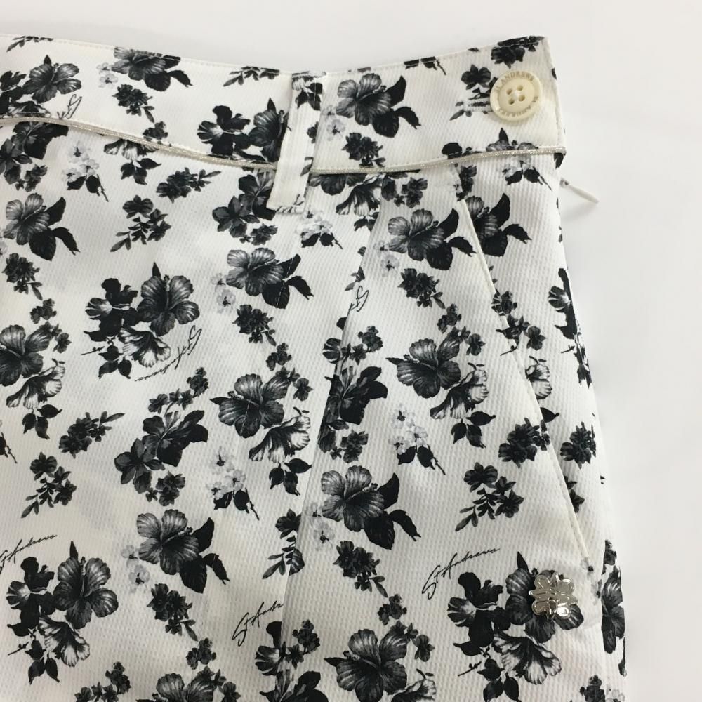 St.Andrews - 【超美品】セントアンドリュース スカート 白×黒 花柄 巻きスカート風 レディース M ゴルフウェア 2023年モデル St ANDREWS 超美品】セントアンドリュース スカート 白×黒 花柄 巻き