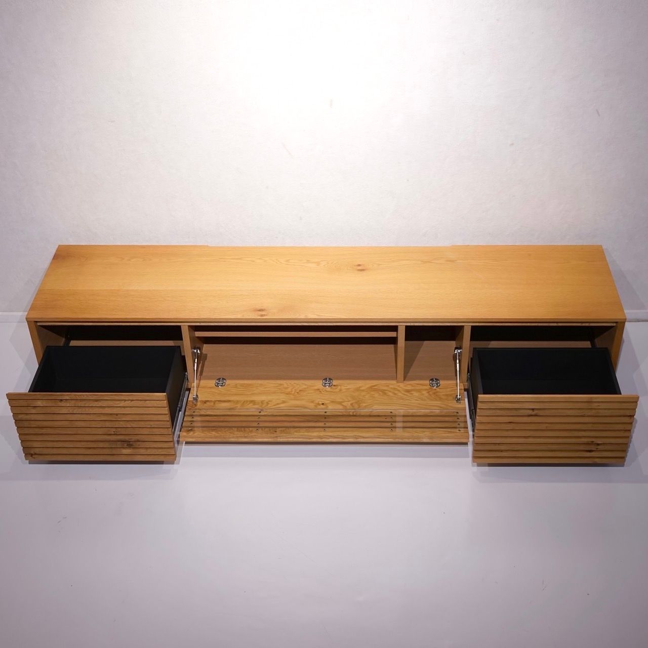 Bello select テレビボード ローボード TVボード AVボード 木製 オーク材 収納 北欧 ナチュラル 和モダン MARWIL-DEMENAGEMENTS_CH