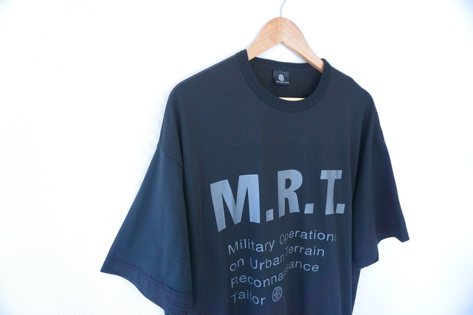 MOUT RECON TAILOR マウトリーコンテーラー M.R.T. LOGO T-SHIRTS
