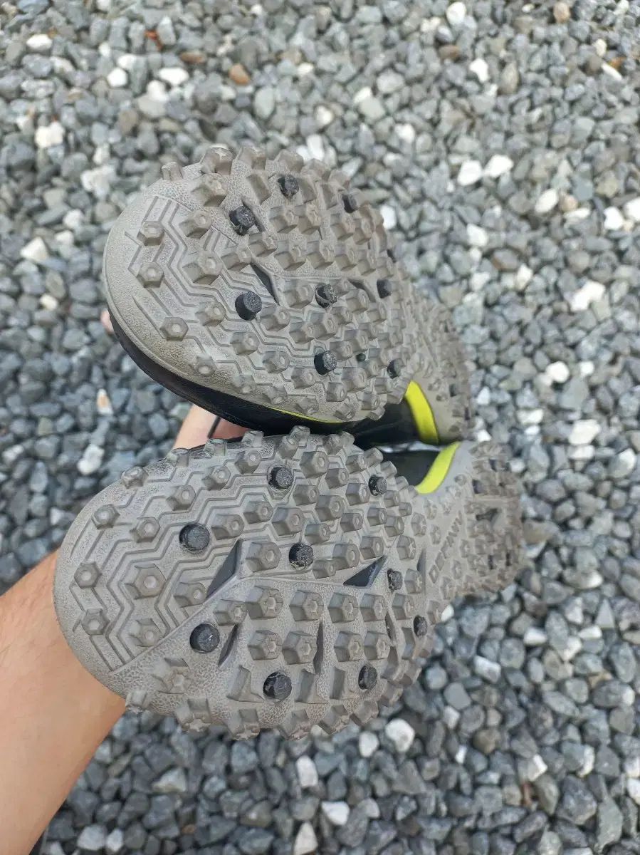 270