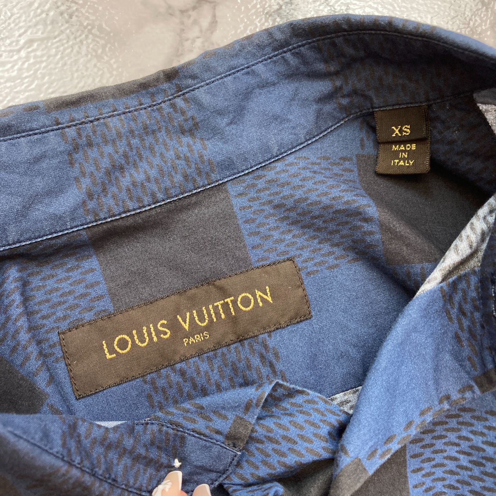 LOUIS VUITTON ルイヴィトン ダミエ グラデーション コットン 半袖シャツ メンズ XS ブルー パープル レッド イタリア製  PAWNSHOPRiZ パウンショップリズ - メルカリ