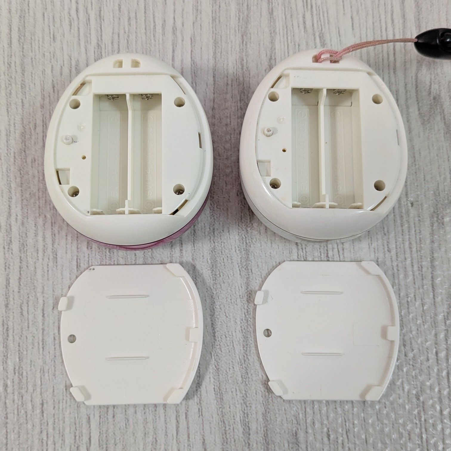  2台セット たまごっち4 u tamagocchi ピンク ホワイト ストラップ ローズピンク その他 キャラクター玩具