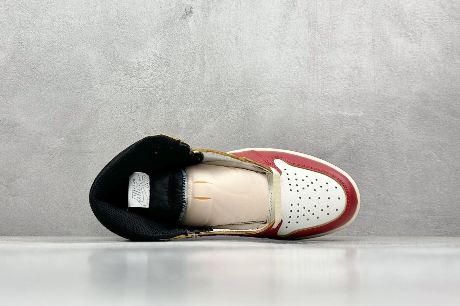 【週末限定値下げ】ユニオン×ナイキエアジョーダン1　シカゴ/シャドウ UNION × NIKE AIR JORDAN 1 HIGH OG SP CHICAGO/SHADOW ユニオン