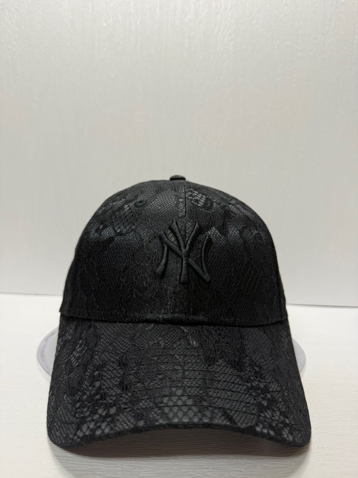 Newera ニューヨークヤンキース レース 9forty ストラップバックキャップ ブラック