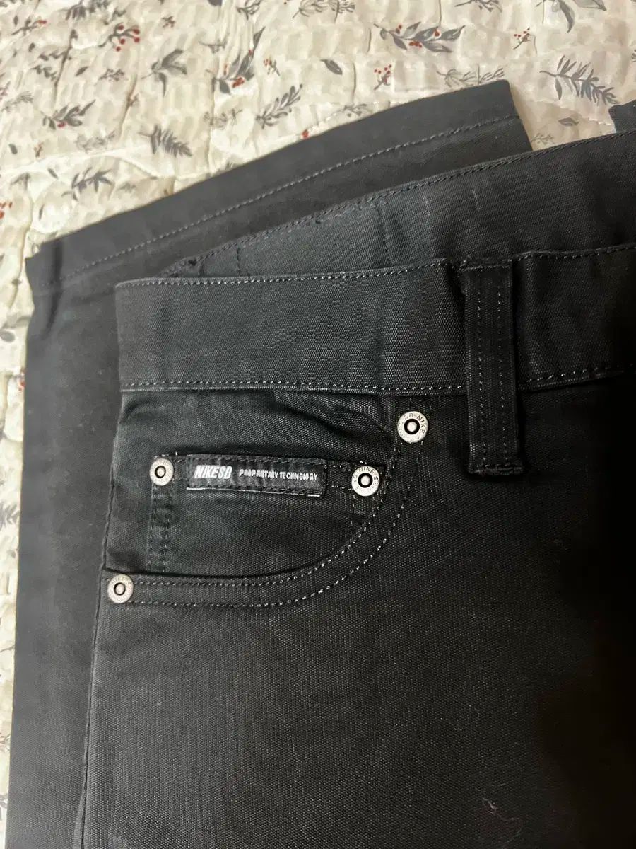  34 Nike ナイキ SB コットン ベーシック パンツ チノパン パンツ