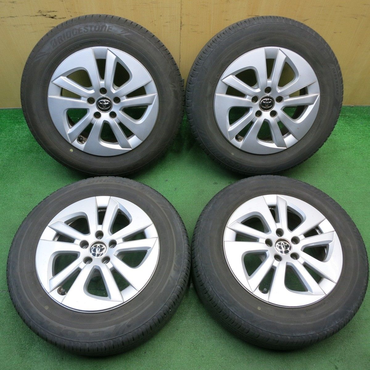 バリ溝 23年 8.5分 トヨタ 50系 プリウス 純正 195|65R15 ブリヂストン エコピア NH100 15インチ PCD100|5H 5051403TNノ