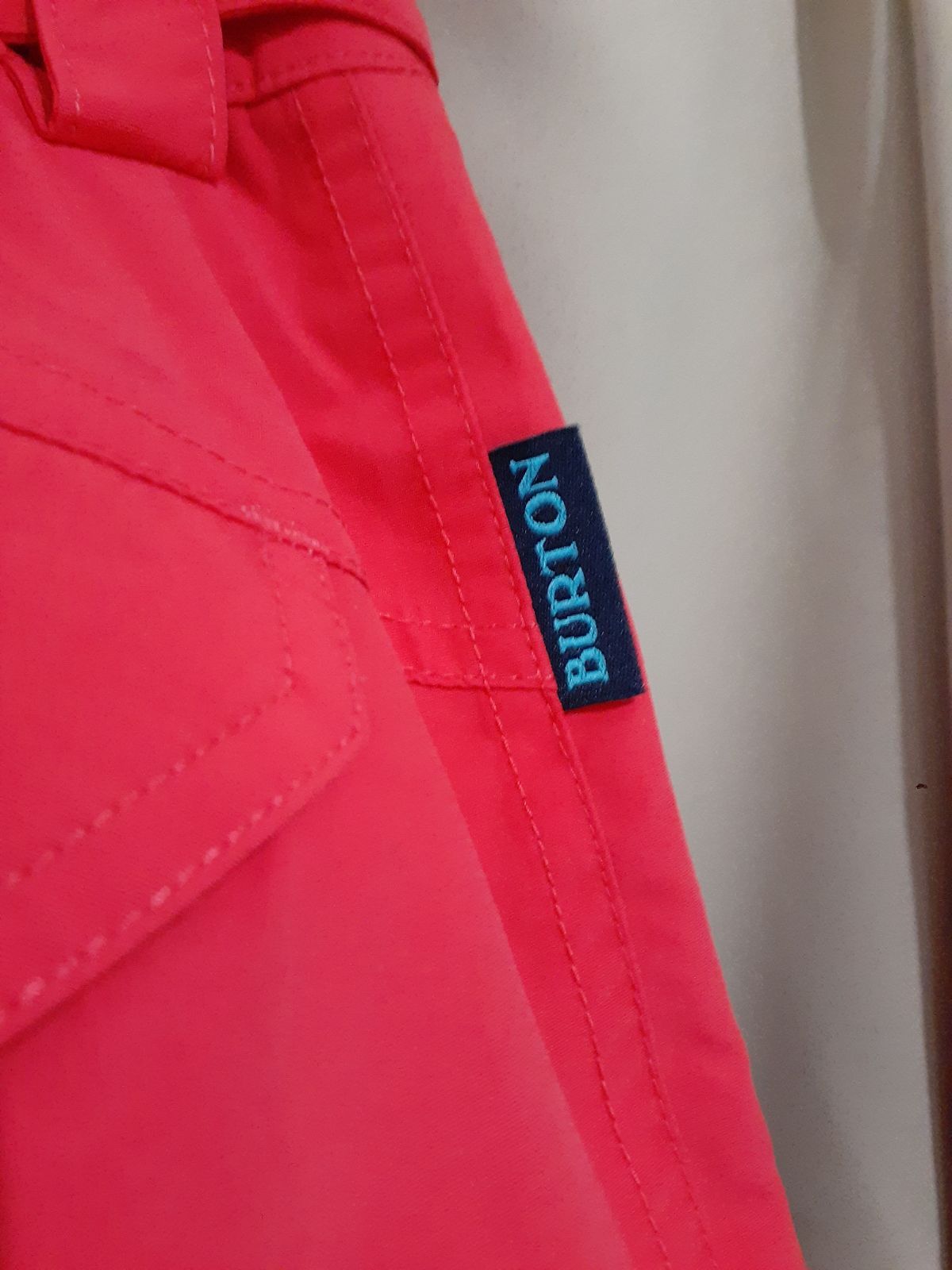 BURTON バートンスキー スノーボードウェア セットアップ　M 140 子供用 BURTON バートン スキー スノーウェア 上下 セットアップ