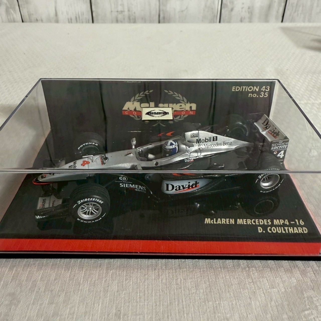 値下げ交渉歓迎 ミニカー McLaren 1/43スケール ルイス