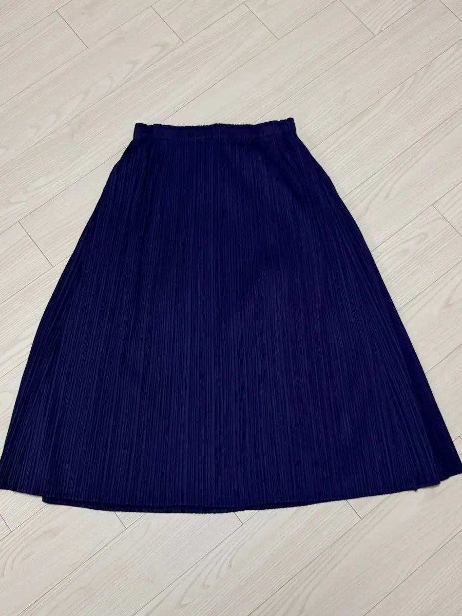 ISSEY MIYAKE イッセイミヤケ プリーツ 紫 スカート
