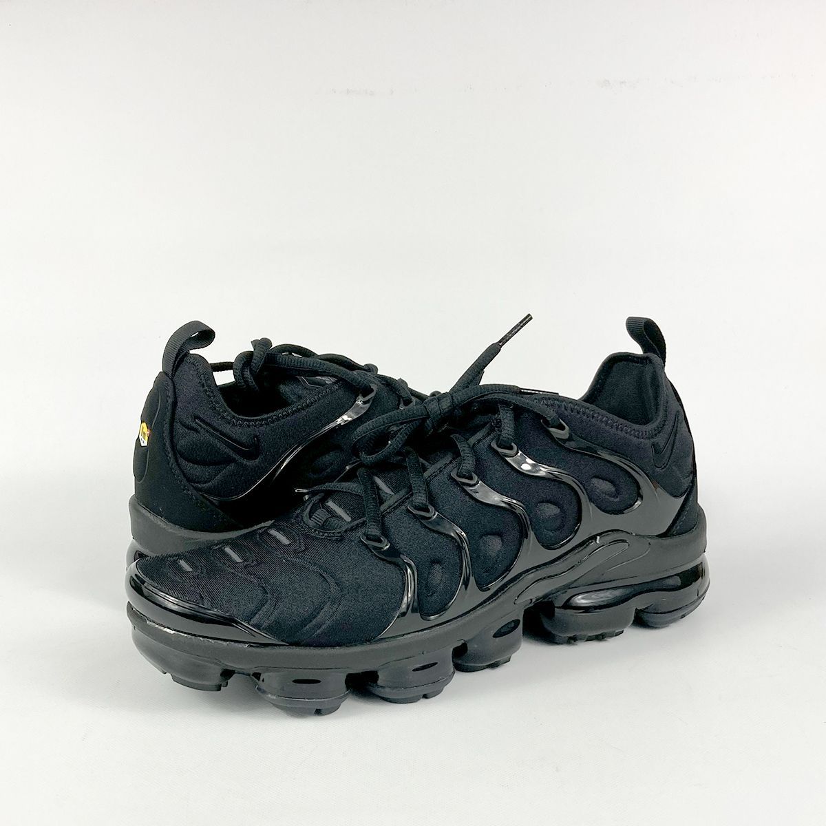 NIKE AIR VAPORMAX PLUS BLACK BLACK DARK GREY US10.5 28.5cm