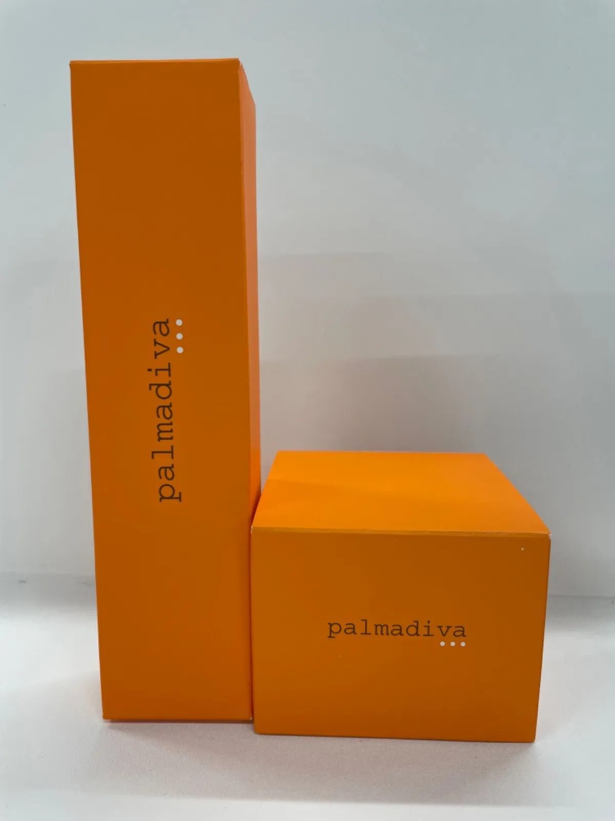 R2313 plmadiva パルマディーバ UVエッセンスゴージャス 60g +