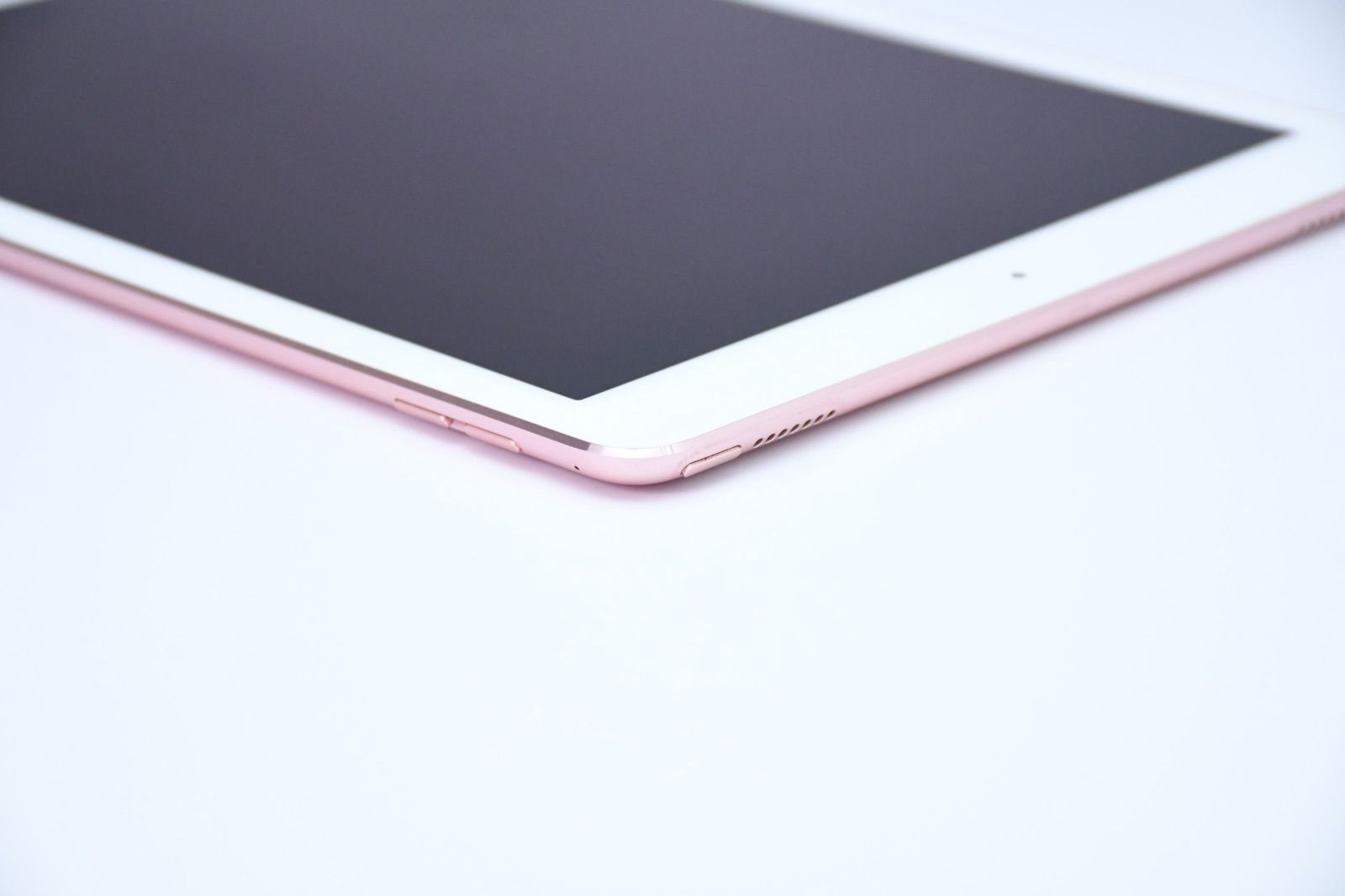 訳有り＊バッテリー最大容量 98％ 】 iPad Pro 9.7インチ 256GB Wi-Fi