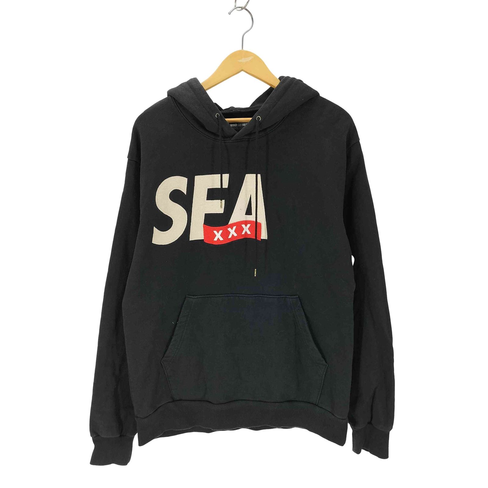 ウィンダンシー WIND AND SEA フロントロゴプルオーバーパーカー