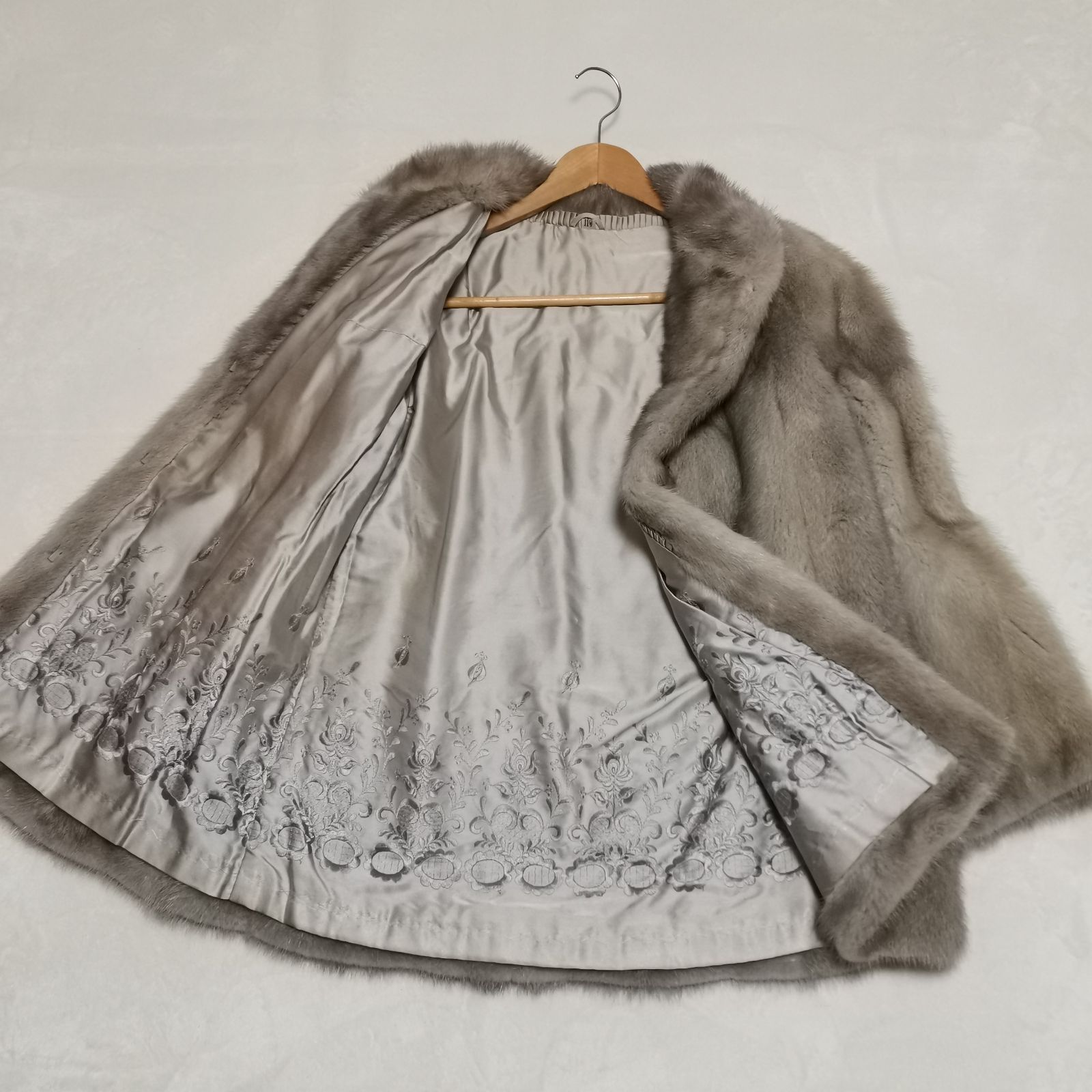 (O-12)サファイアミンク ロング コート サイズ11 ベージュグレー O-12)サファイアミンク ロング コート サイズ11 ベージュグレー COAT