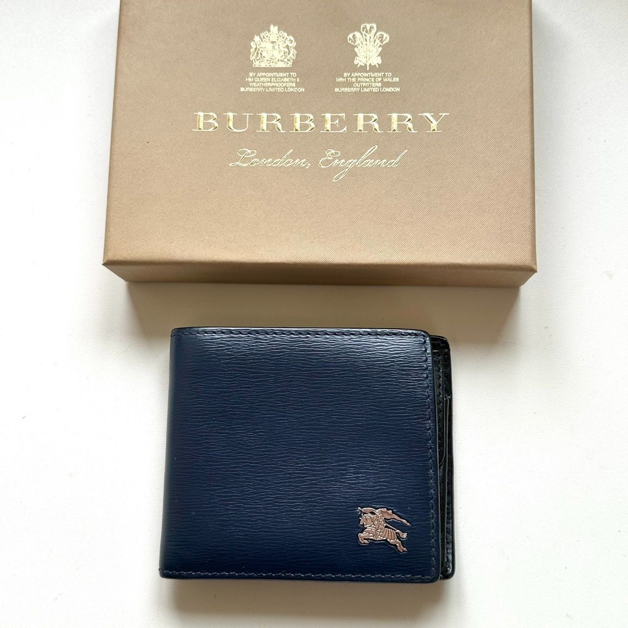 Burberry バーバリー　三陽商会　二つ折り財布　未使用品 品 2つ折り 財布 BURBERRY バーバリー BLUE LABEL ブルーレーベル 三陽
