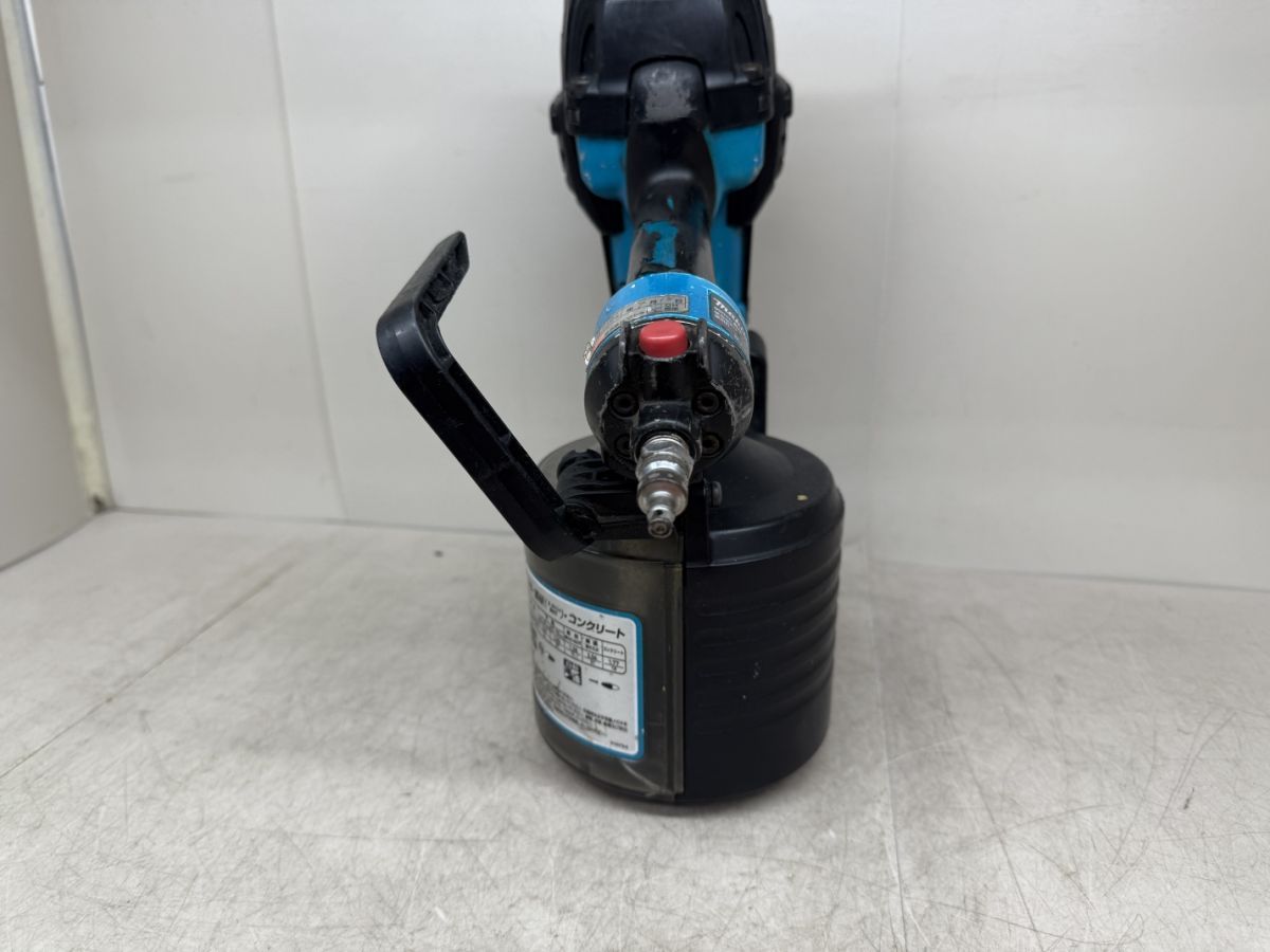 高圧エア釘打ち機