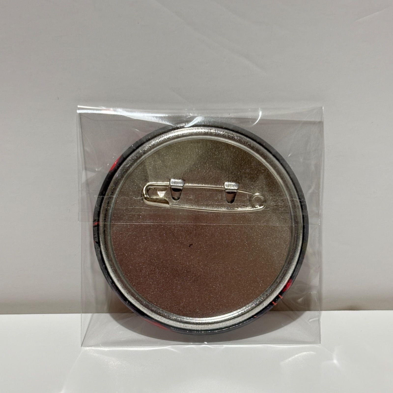 銀魂 沖田総悟 スケーターver. 缶バッジ - メルカリ