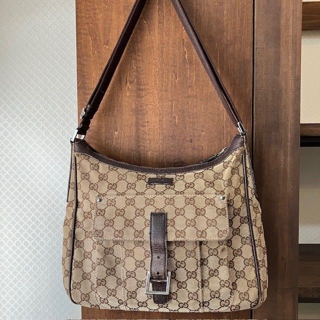 グッチ GUCCI GGキャンバス総柄 ハーフムーン キャンバスショルダー 
