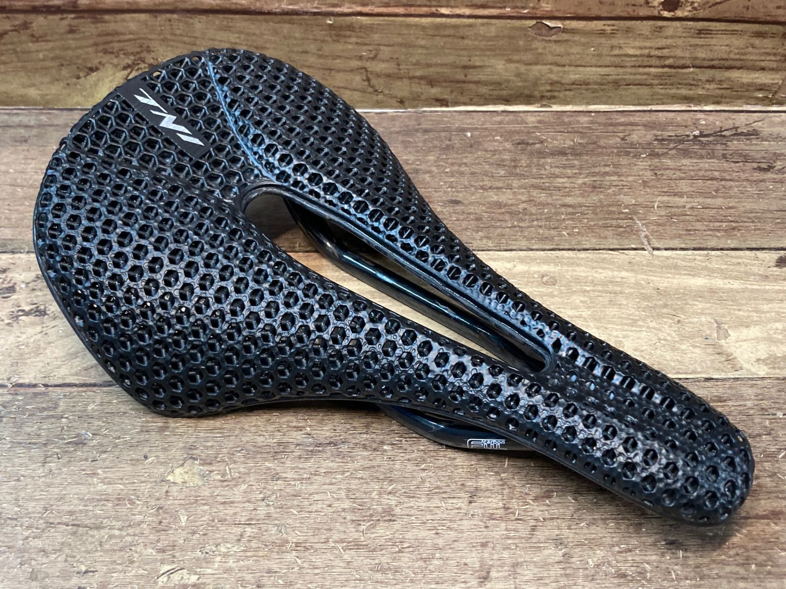 IM859 TNI 3D printing Ⅲ サドル カーボンレール 黒