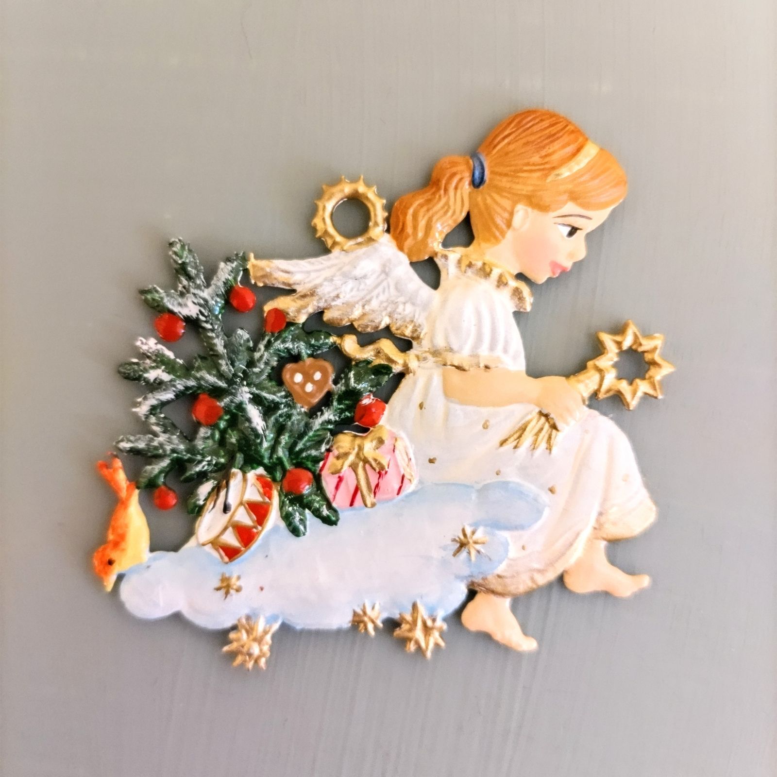 オーナメント　雲の上の天使A 錫製　ドイツ工芸品　シュヴァイツァー工房　ドイツ雑貨　くりこしされ飾り　クリスマスツリー