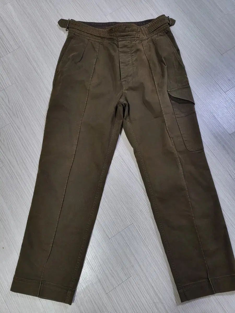EASTLOGUE グルカパンツ M サイズ