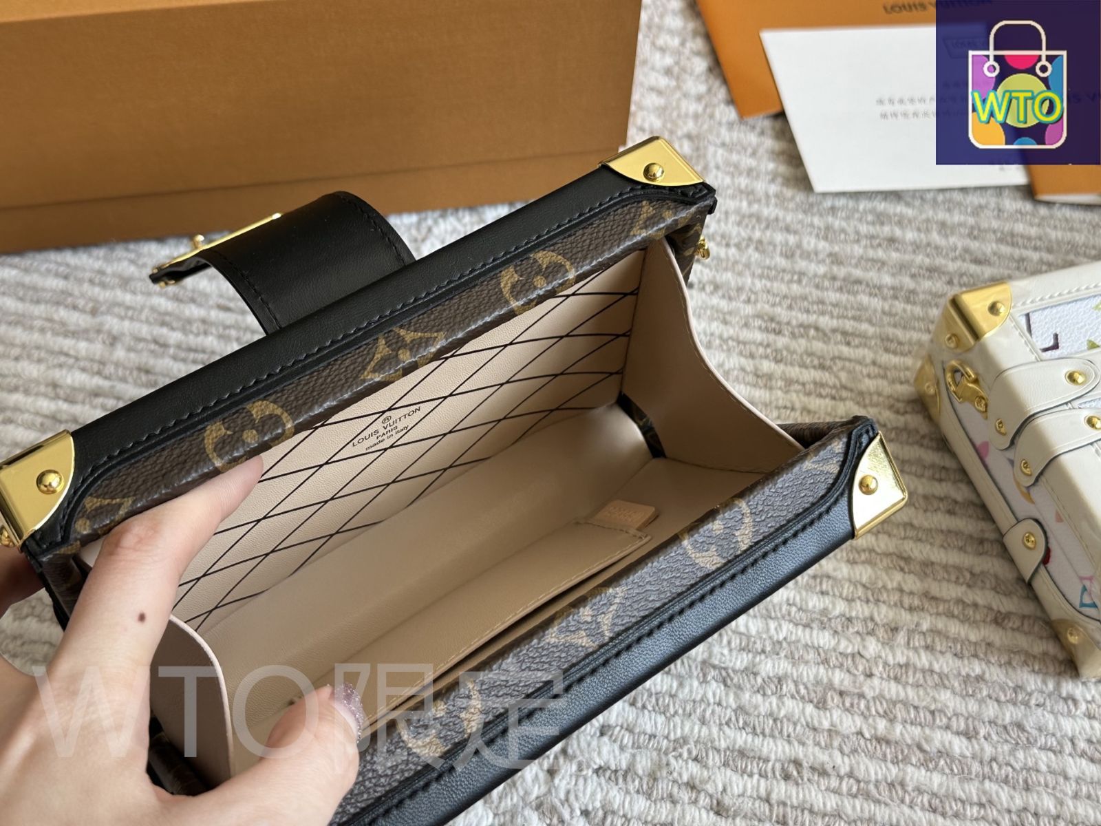 LOUIS VUITTON トランクボックスバッグ - コンパクトサイズ (19