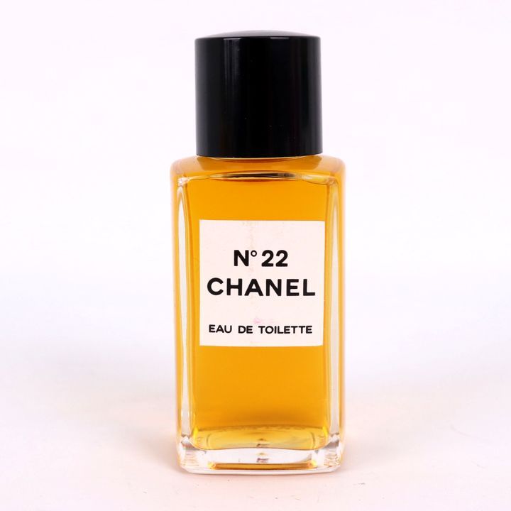 CHANEL シャネル No22 22番 POUDRE APRES BAIN DE LUXE プードゥルアプレバン ラグジュアリー バスパウダー  142g(その他)｜売買されたオークション情報、yahooの商品情報をアーカイブ公開 - オークファン その他