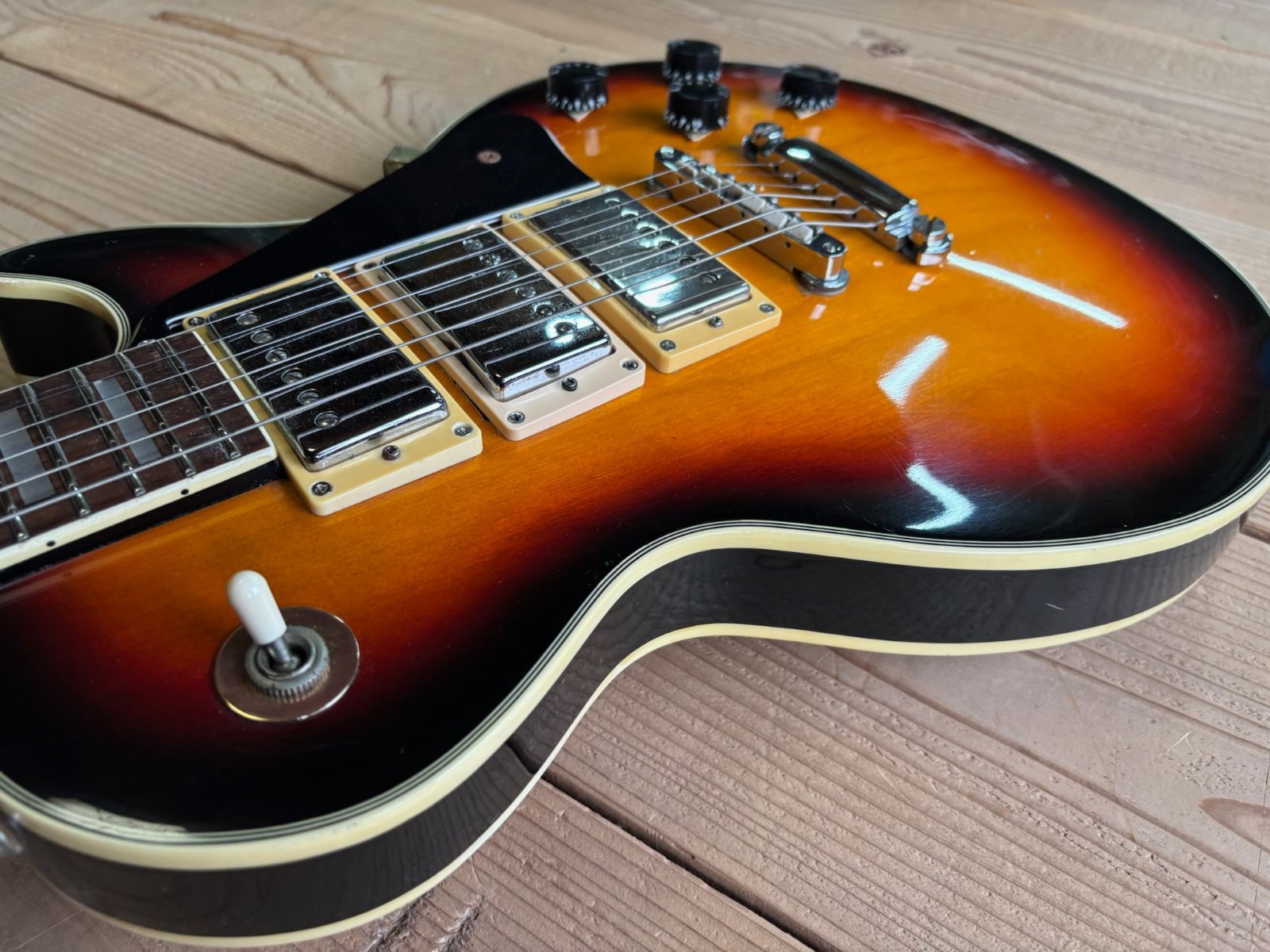 トムソン レスポールタイプギター Tomson Les Paul Custom Type