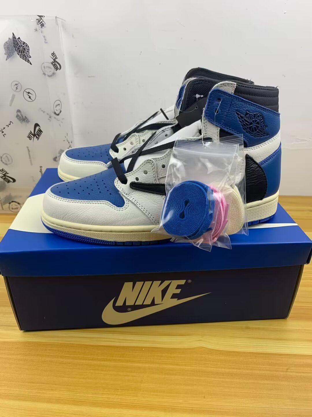 ナイキ NIKE × トラヴィス スコット Travis Scott × フラグメント Fragment ■ AIR JORDAN 1 HIGH Military Blue エア ジョーダン 1 ハイ ミリタリー ブルー スニーカー