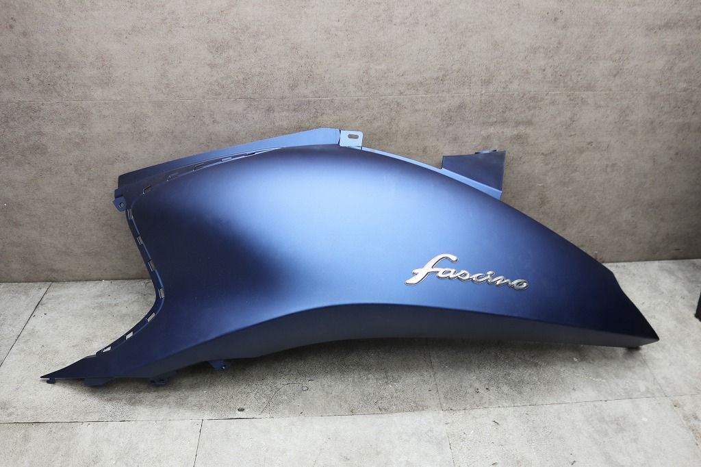 ヤマハ 純正 新品 ファッシーノ125 LCX125 サイドカウル／サイドカバー 左 2 マットブルー B7J-F1711-00 - メルカリ