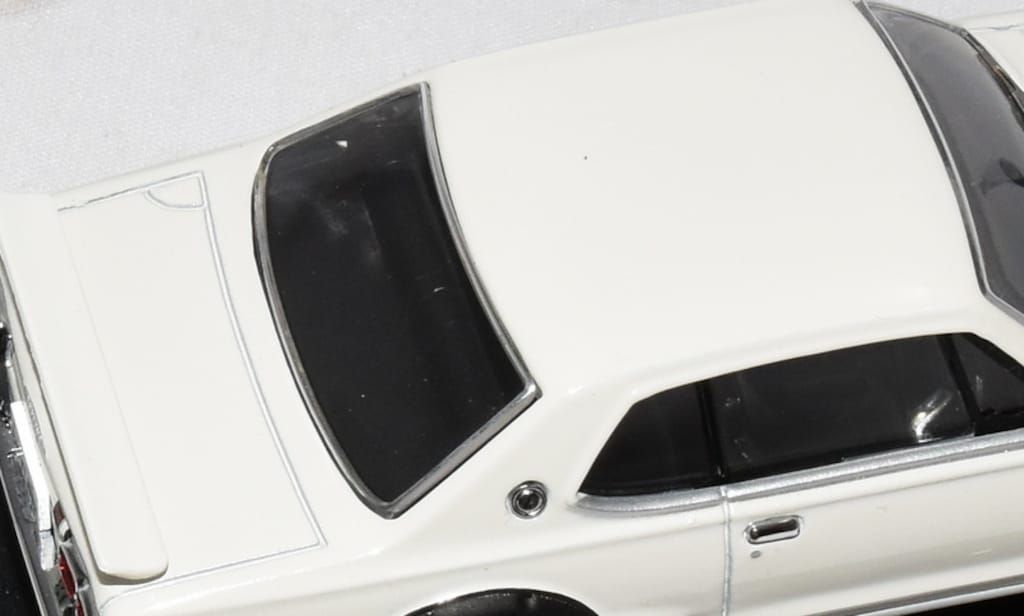 これで最終値下げ！　unico ドレッサー エムエムピー 1/43 EBBRO Oldies NISSAN SKYLINE GT-R KPGC10