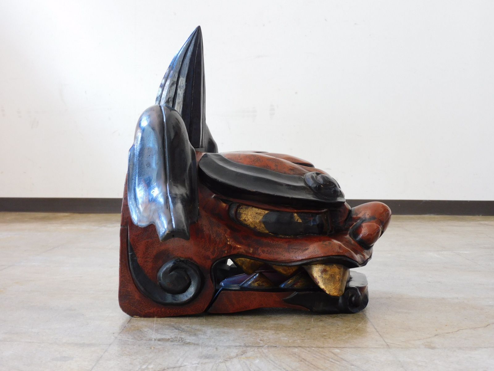 時代 木彫 彩色 獅子頭 448 時代 彩色 木彫 獅子頭 HK-a-05544 ⁄ 古民具