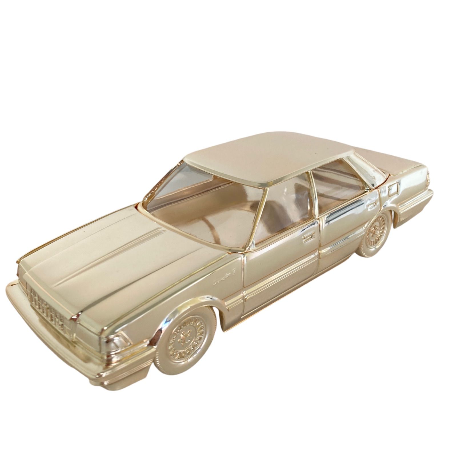 クラウンロイヤルサルーンのシガレットボックス シガレットケース 金属