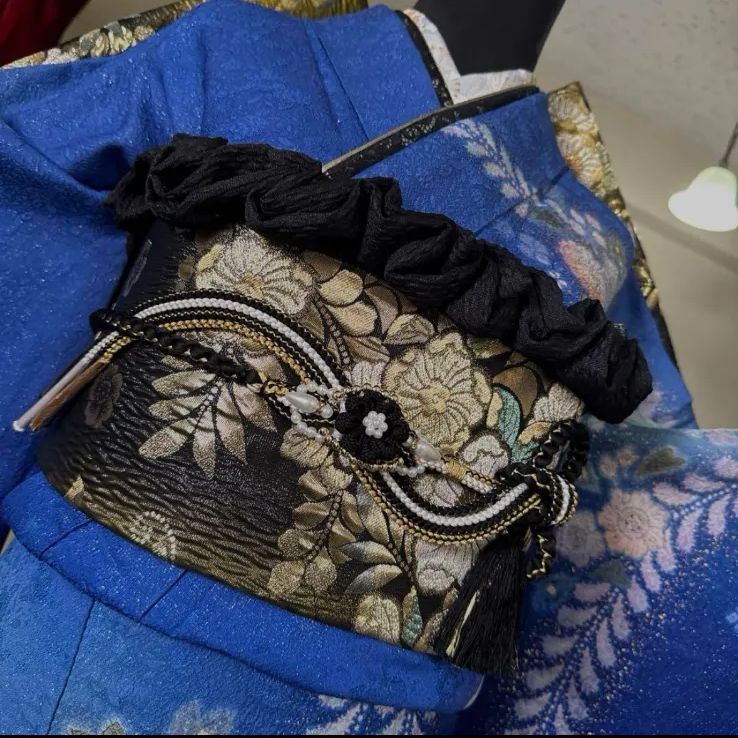 振袖フルセット(7点)・濃紺・古典柄・飛鶴・金駒刺繍・舞桜