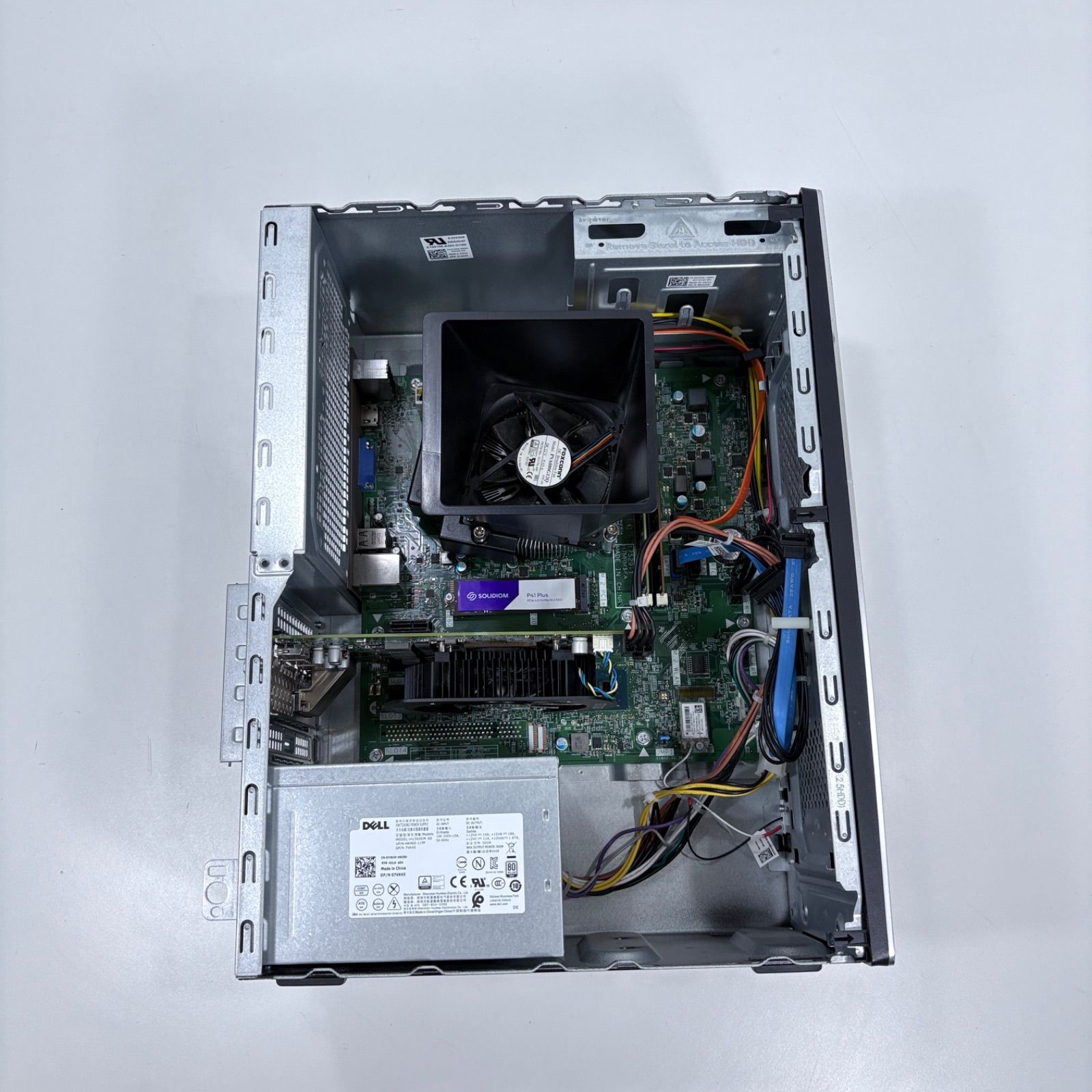 やや美品 ゲーミングPC i7 8700 GTX1060 無線LAN、 BT内蔵 Dell ゲーミングPC Core i7-8700 GTX1060 16GB SSD512GB 無線LAN