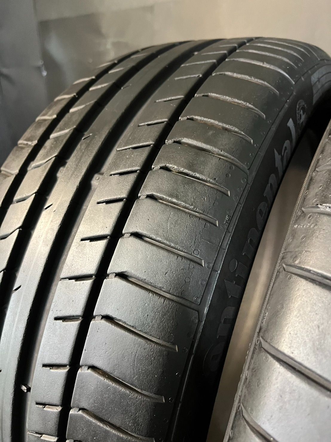 【人気急上昇】 2020年製 約9.1～9.2分山 コンチネンタル Continental ContiSportContact 5 225 40R18 2本 h_442 最安値で