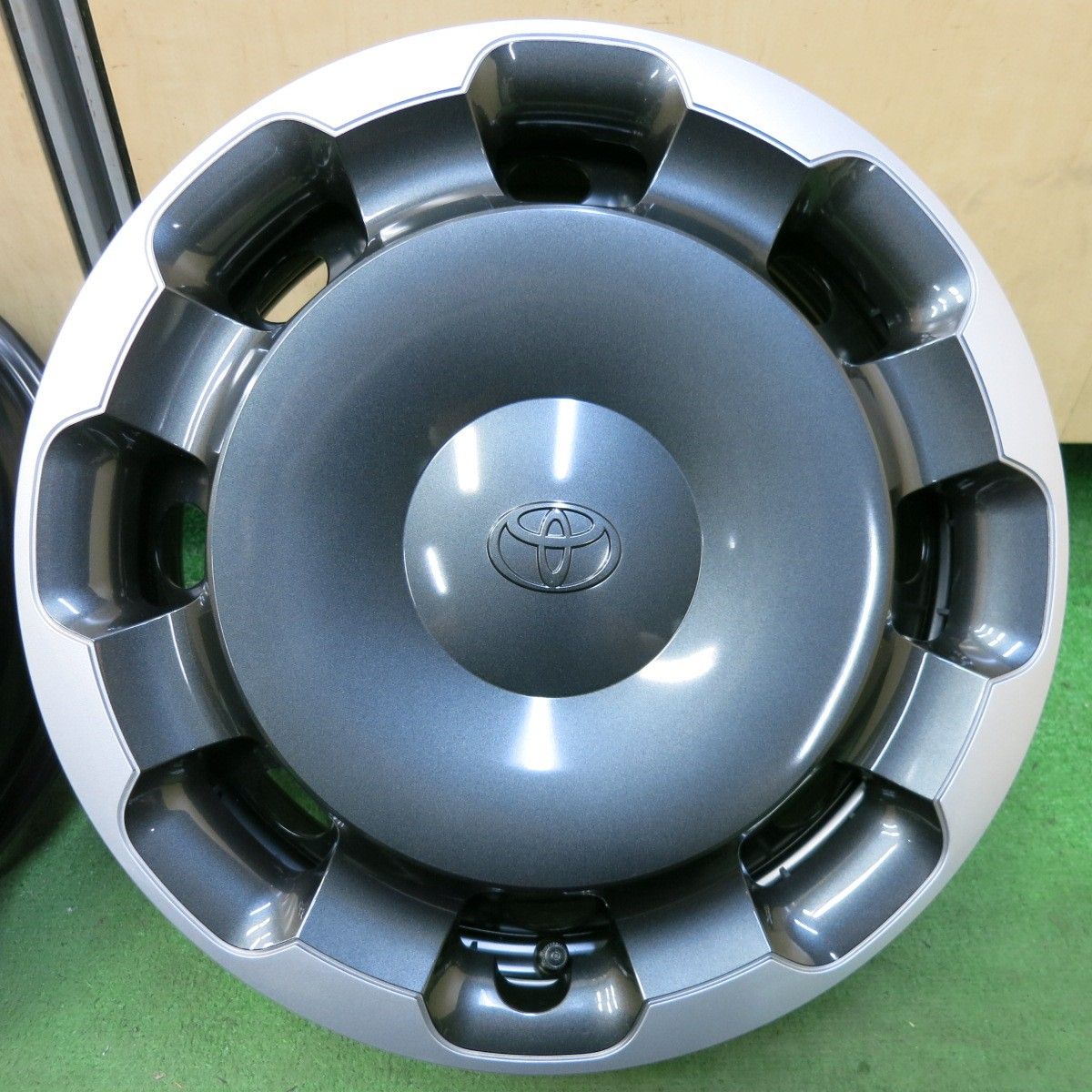 ペコ①トヨタ シエンタ 純正スチールホイール 15インチ トヨタ シエンタ 15インチ 純正スチールホイール 4本 新車外し