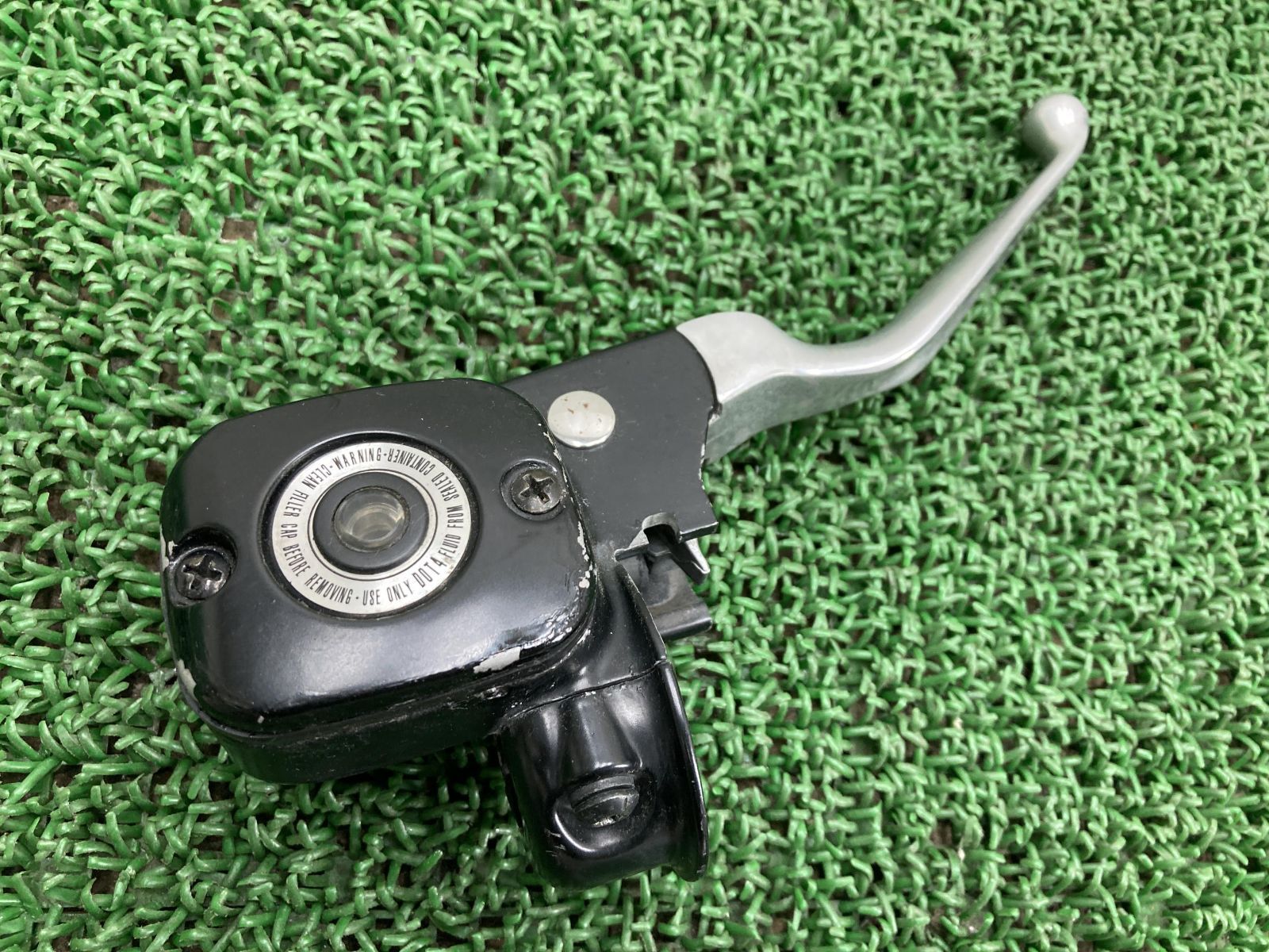 FXDL1580 フロントブレーキマスター ハーレー 純正 中古 バイク 部品 レバー 割れ欠け無し 品薄 希少品 車検 Genuine