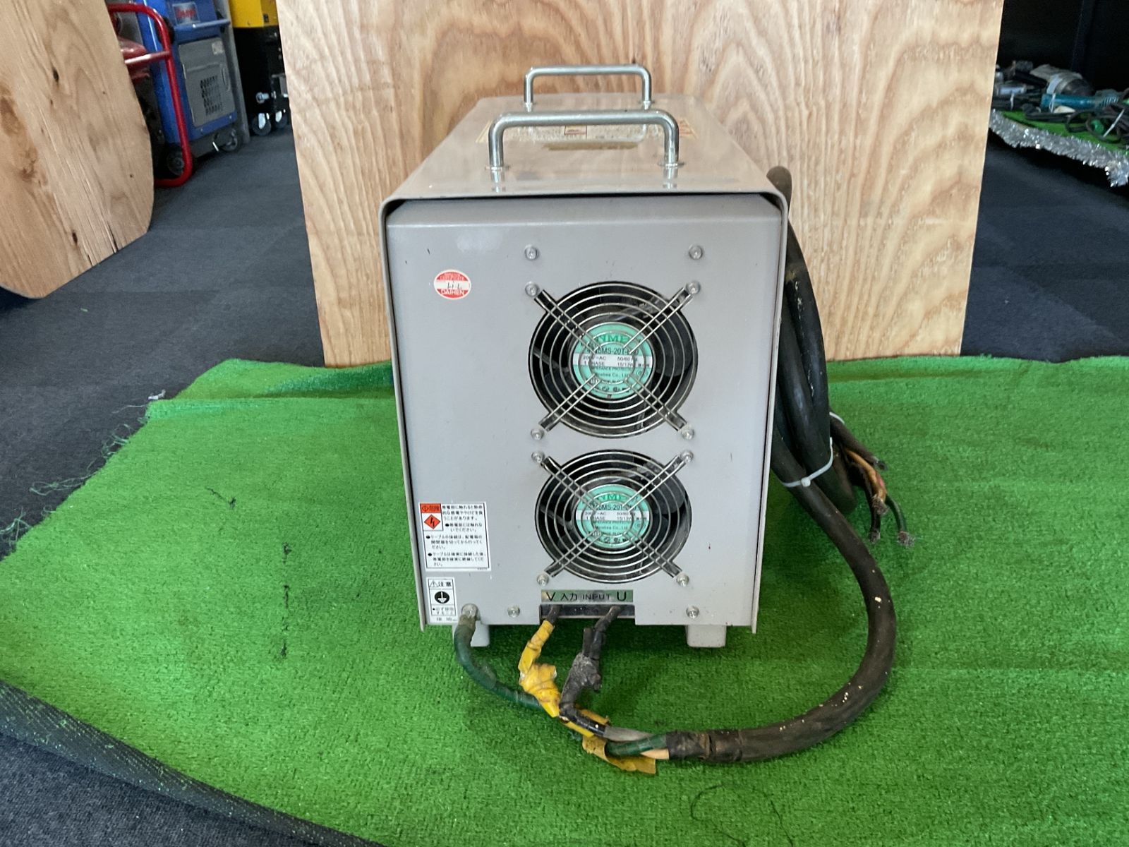 引取限定！ダイヘン小形交流アーク溶接機（中古品） 引取限定