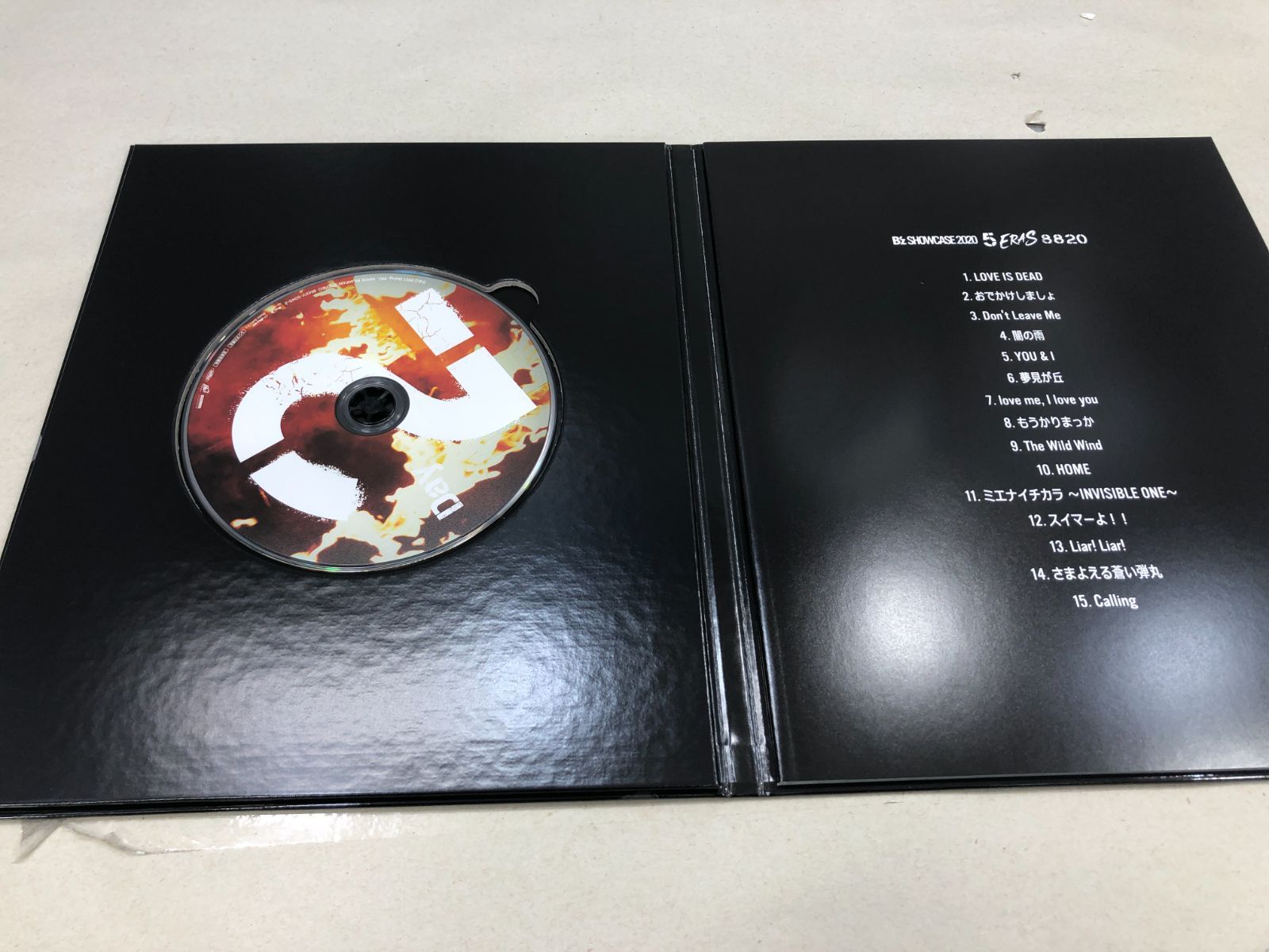 小牧店】B'z SHOWCASE2020 ERAS コンプリートBOX（Blu-ray）【320-T772