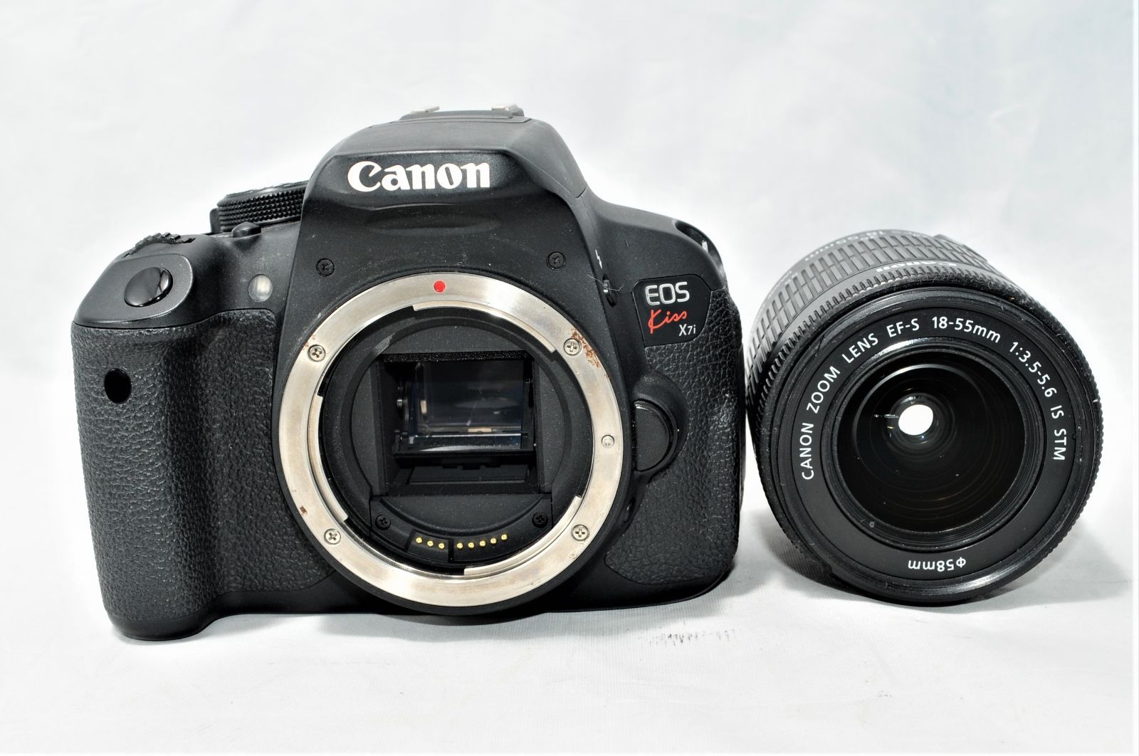 50%OFF デジタル一眼レフカメラ EOS Kiss レンズキット Canon X7i