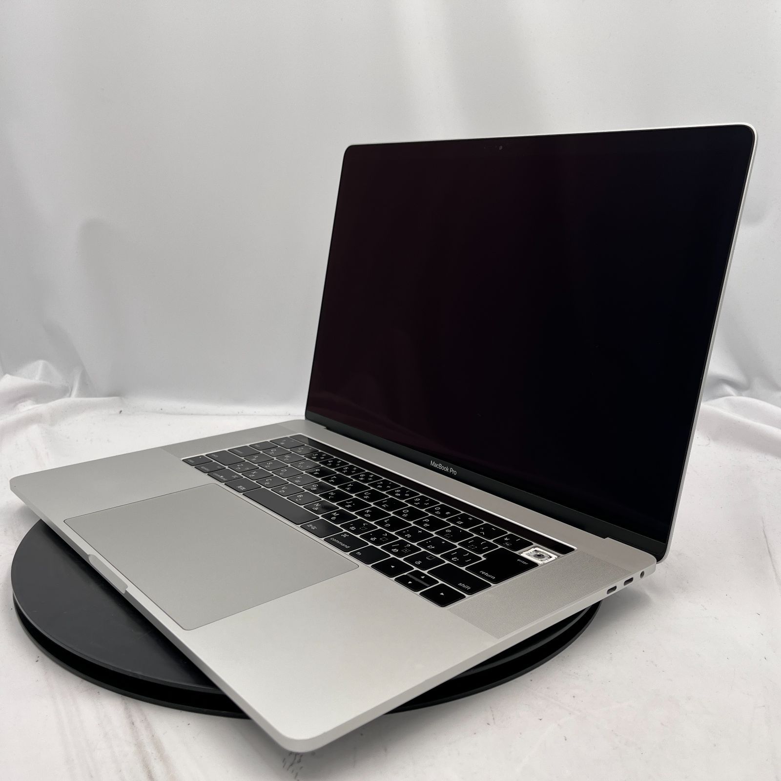 起動× Apple MacBook Pro 15-inch 2016 シルバー 不明 不明 不明 15.4インチ OS無し ノートパソコン RM244