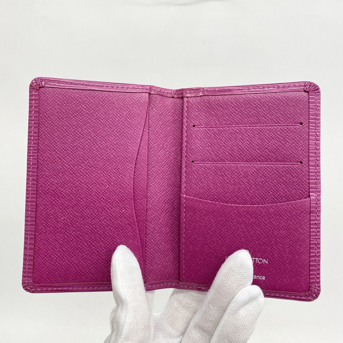 廃盤 新品未使用 Louis Vuitton ルイヴィトン エピ 名刺入れ 未使用品 ルイヴィトン エピ カードケース 廃盤 新品未使用 Louis