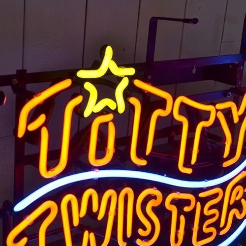 TITTY TWISTER NEON SIGN フロムダスクティルドーン ネオンサイン