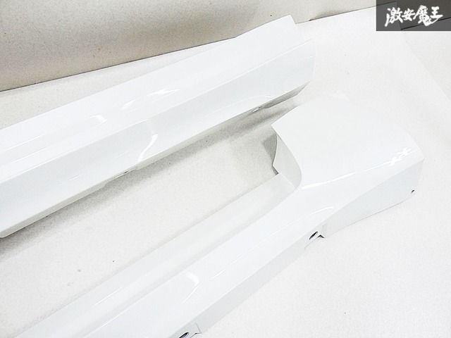 らん 購入不可 ランドクルーザー 3BA-VJA300W 左 サイド ステップ スカート 202 75860