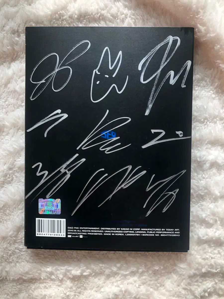 【雷市場（ポンジャン）商品韓国直送】 SF9 SF9(エスエフナイン) サイン入り サイン アルバム
