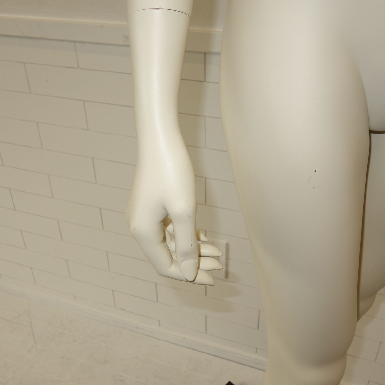 腕付き アパレル